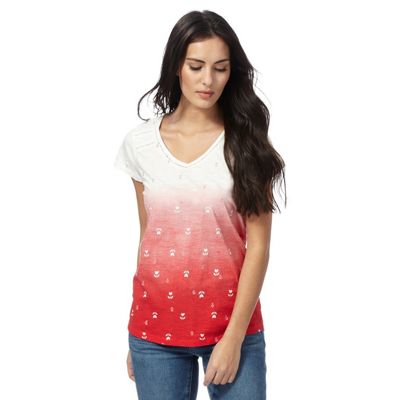 Red tulip embroidered ombre top